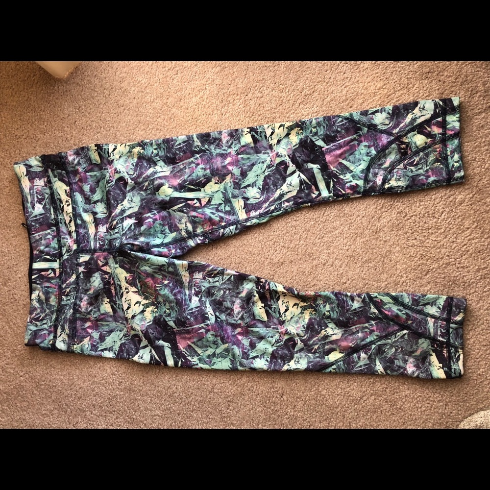 Lululemon Leggings crop size 4